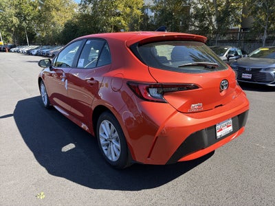 2027 Toyota Corolla Hatchback SE
