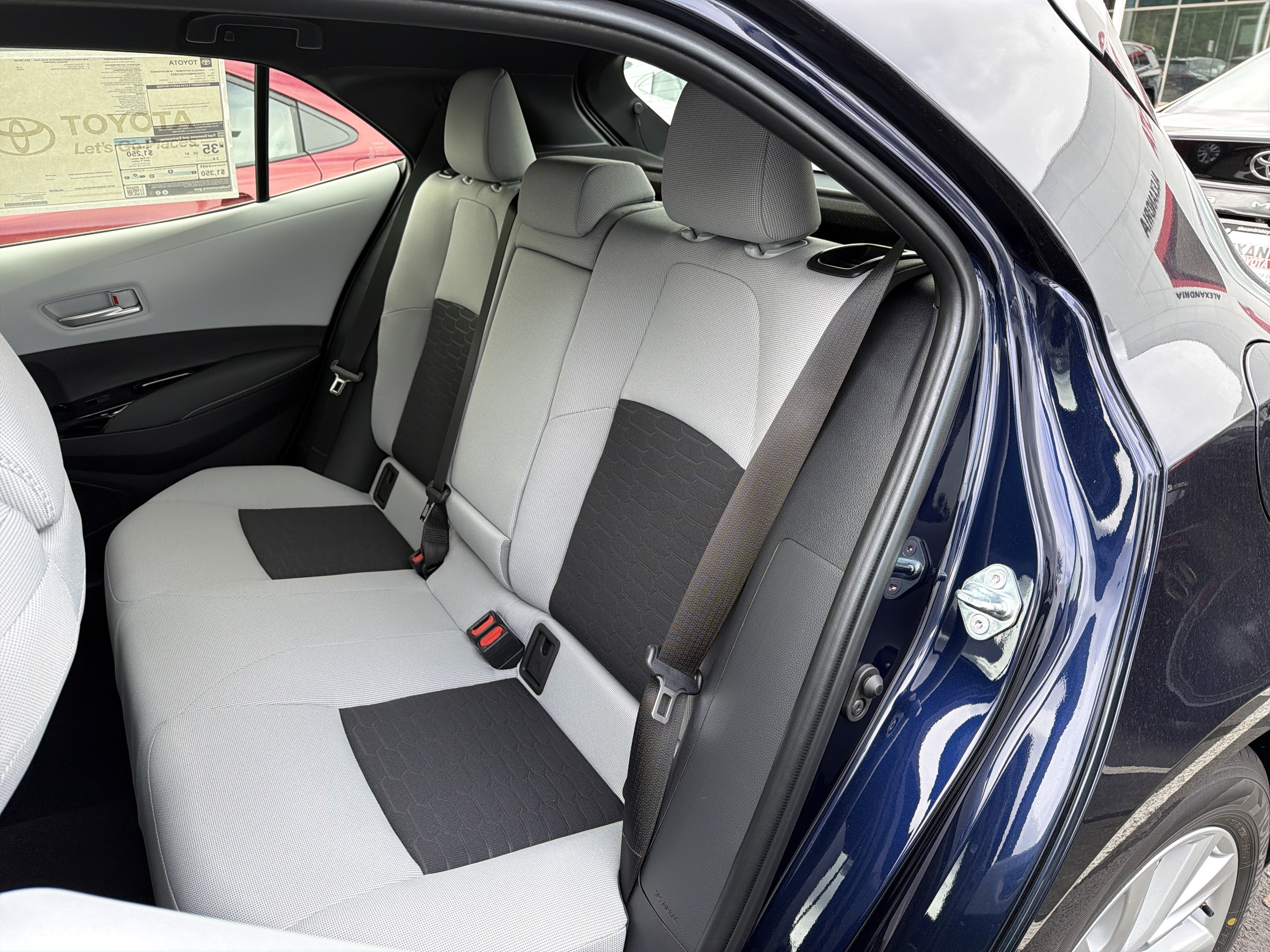 2027 Toyota Corolla Hatchback SE