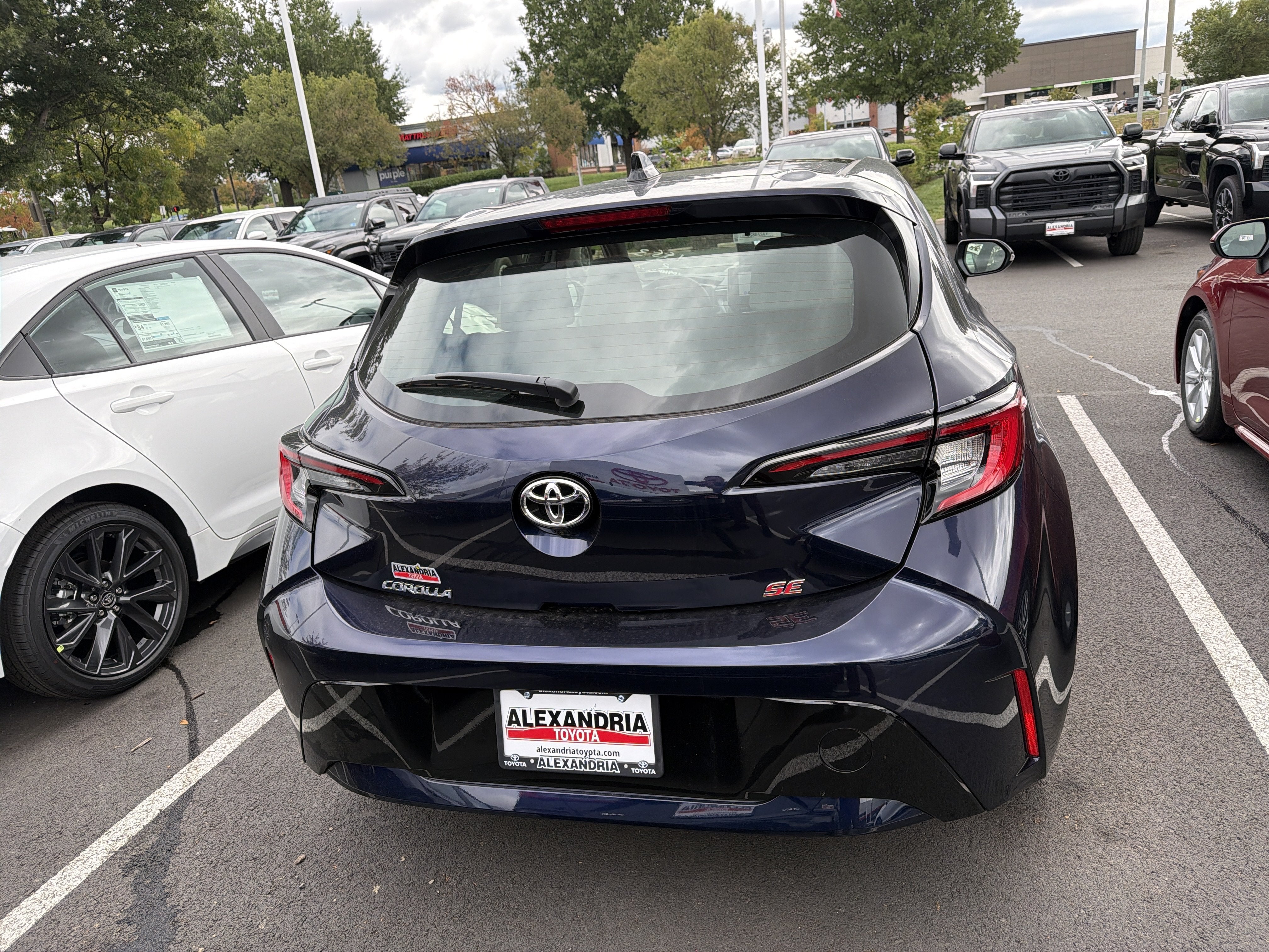 2027 Toyota Corolla Hatchback SE