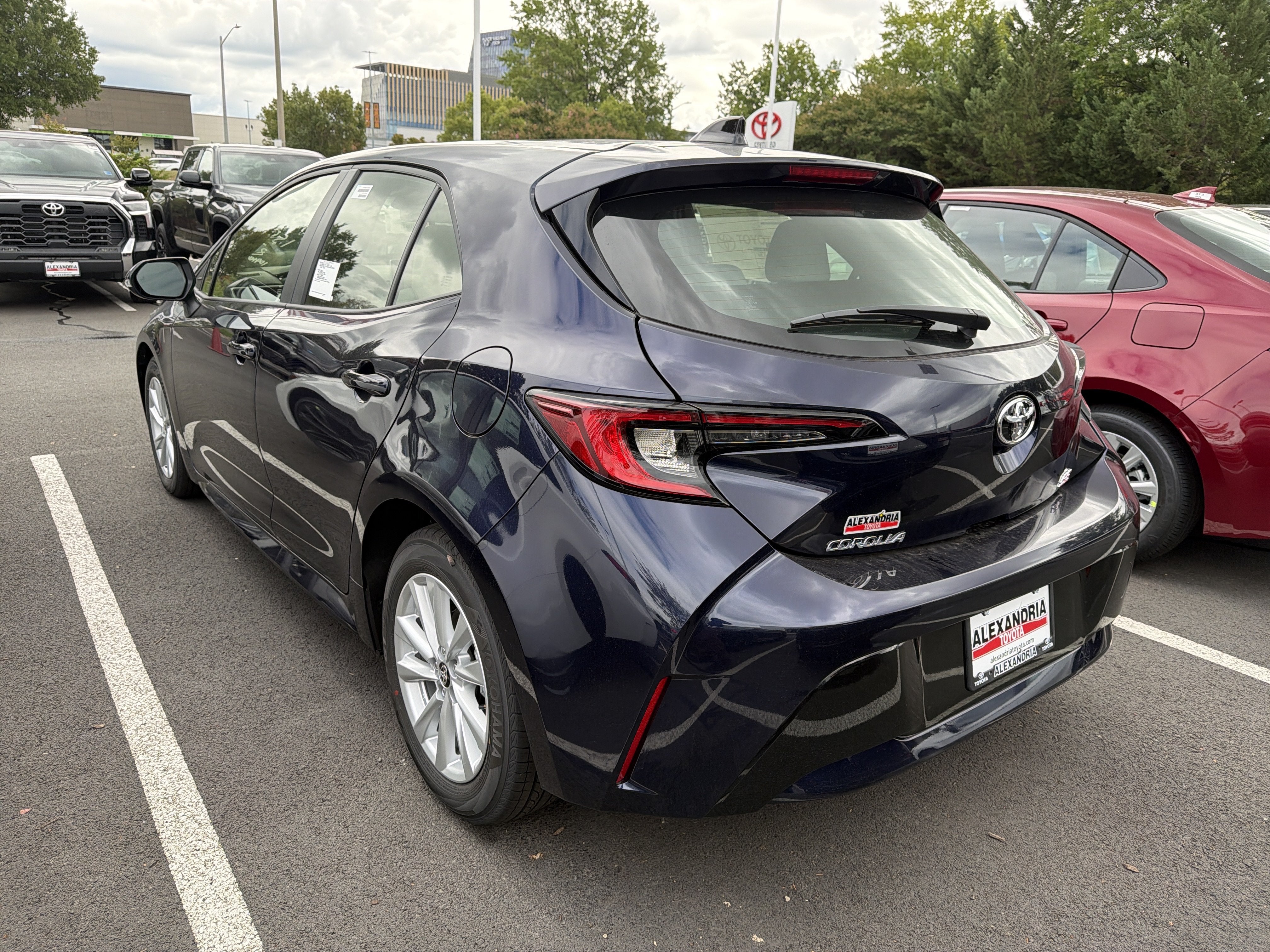 2027 Toyota Corolla Hatchback SE