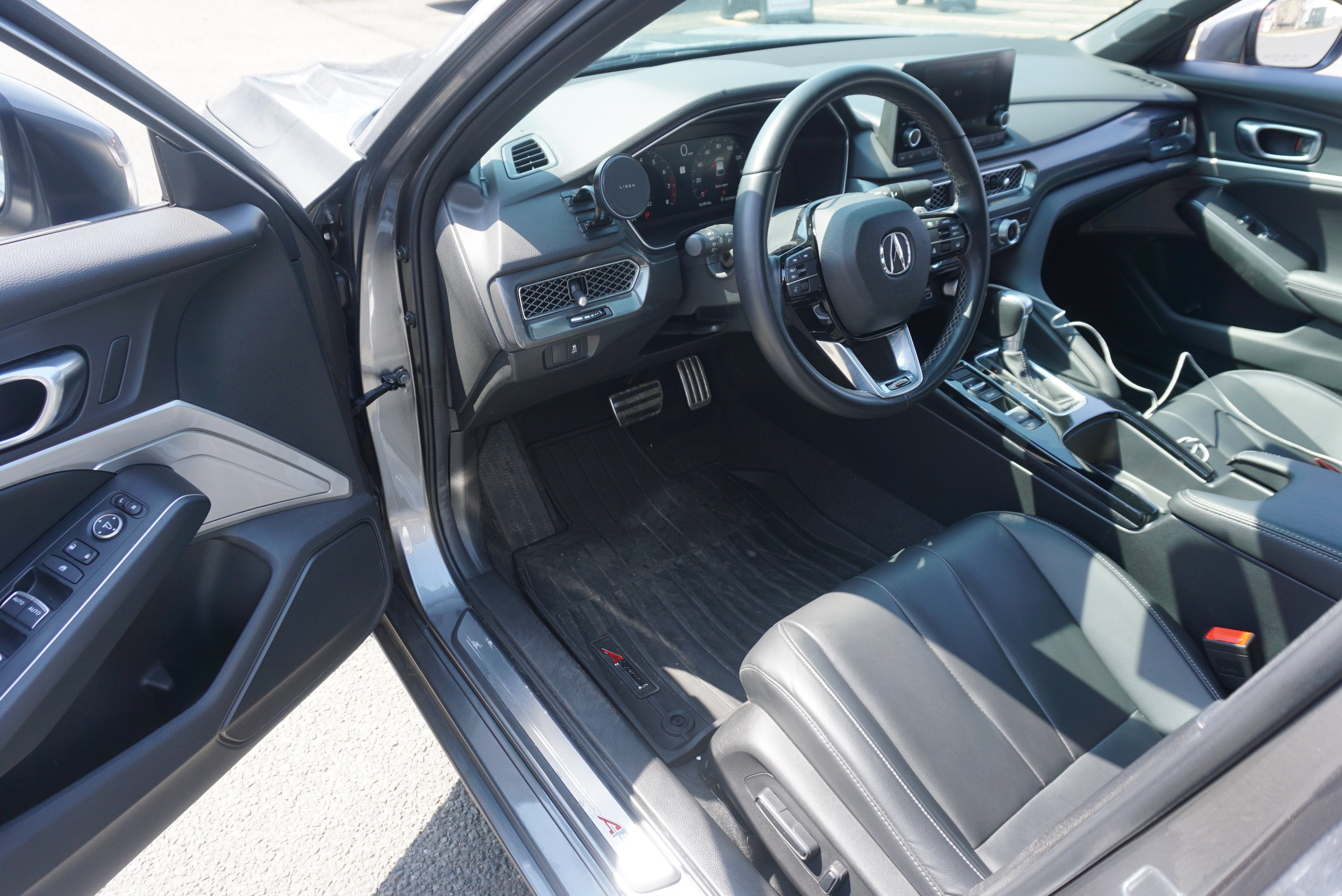 2023 Acura Integra w/A-Spec Package