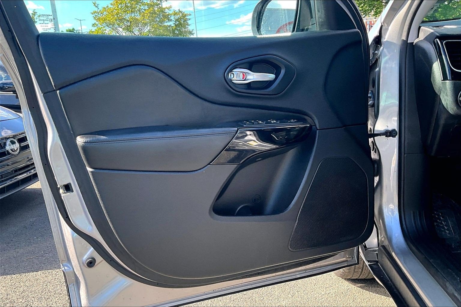 2020 Jeep Cherokee Altitude