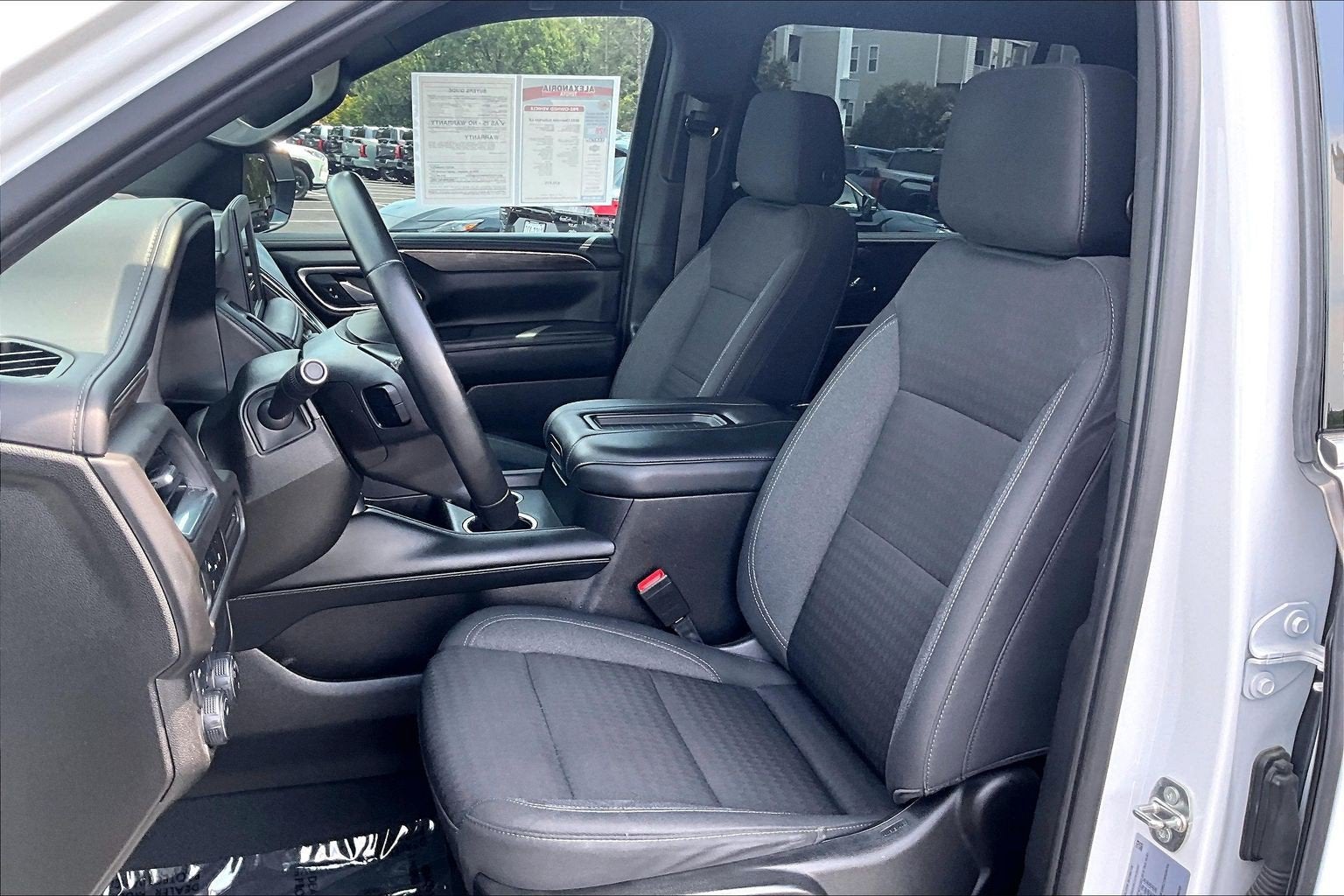 2023 Chevrolet Suburban LS