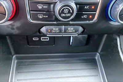 2023 Chevrolet Suburban LS