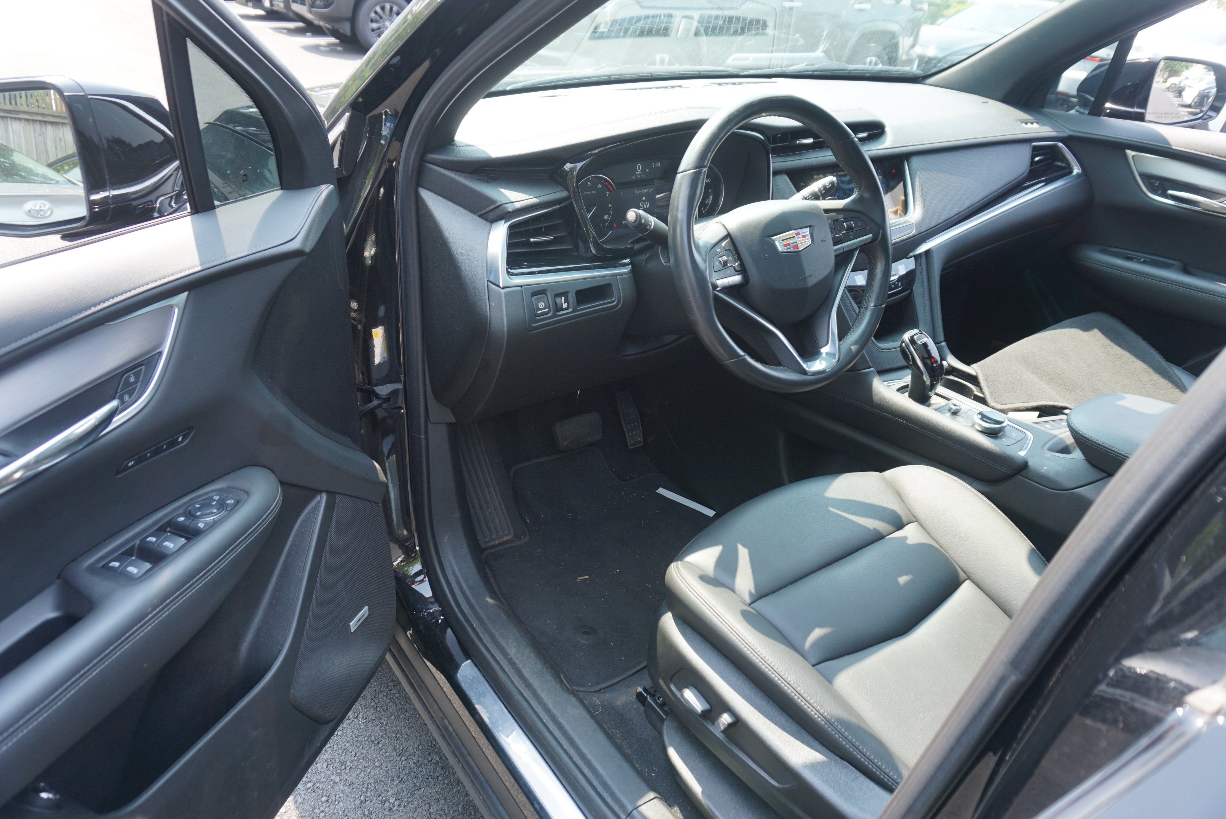2024 Cadillac XT6 AWD Luxury