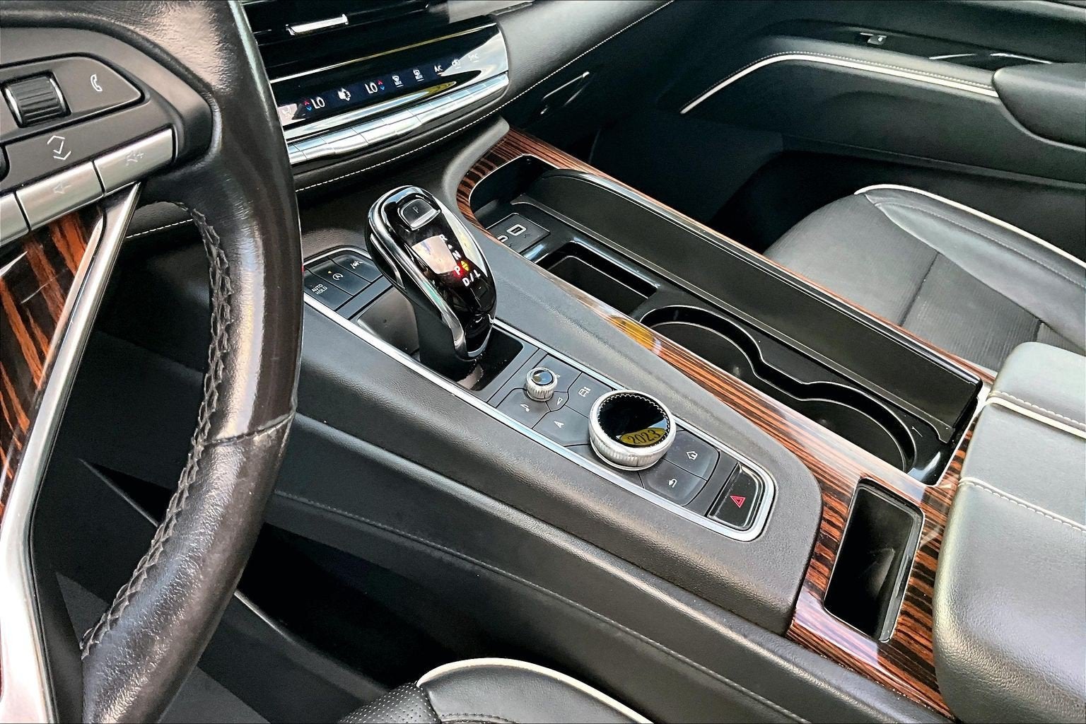 2023 Cadillac Escalade ESV 4WD Premium Luxury