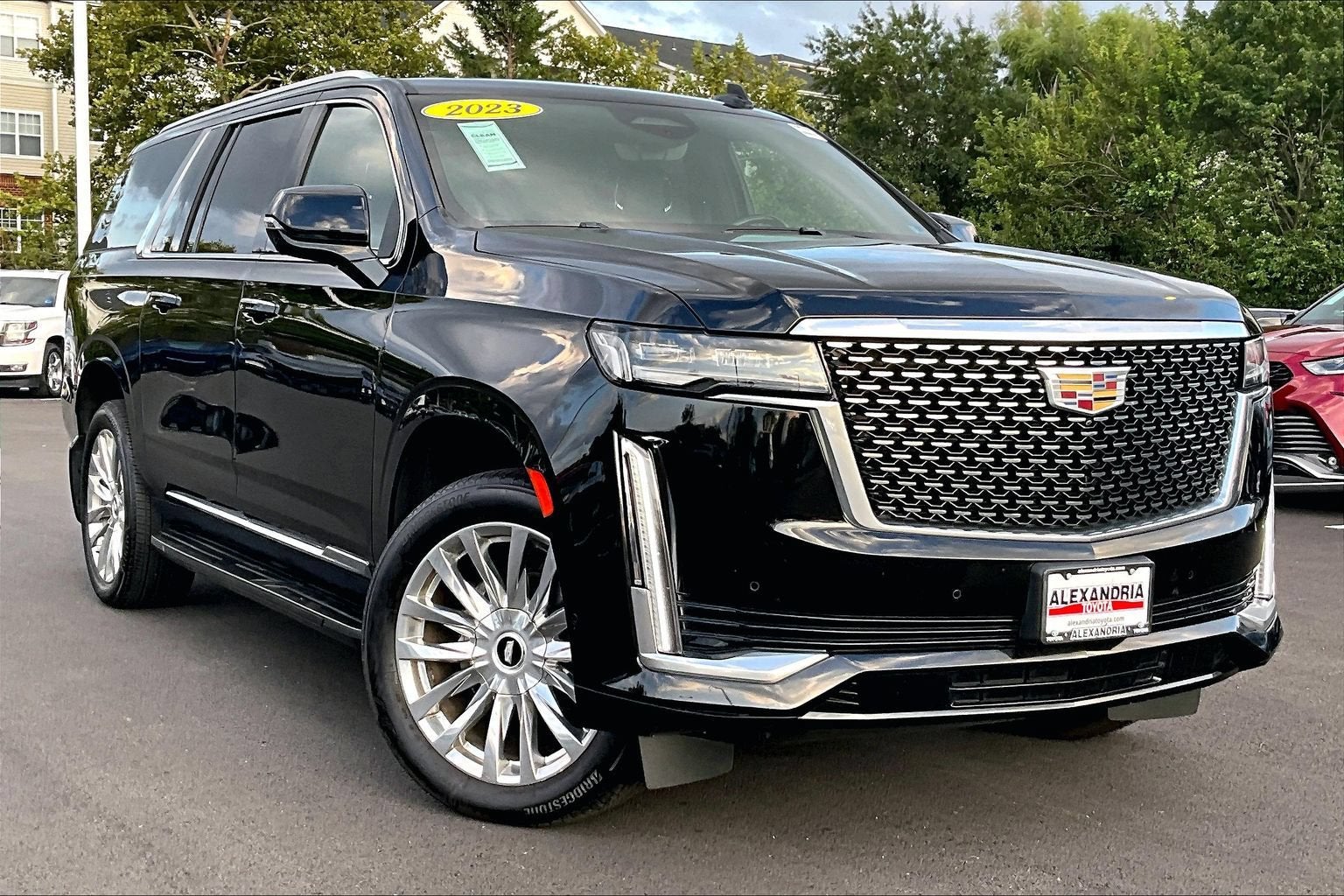 2023 Cadillac Escalade ESV 4WD Premium Luxury