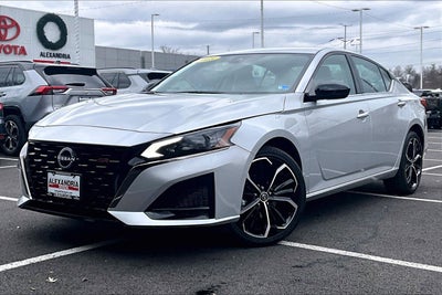 2025 Nissan Altima SR