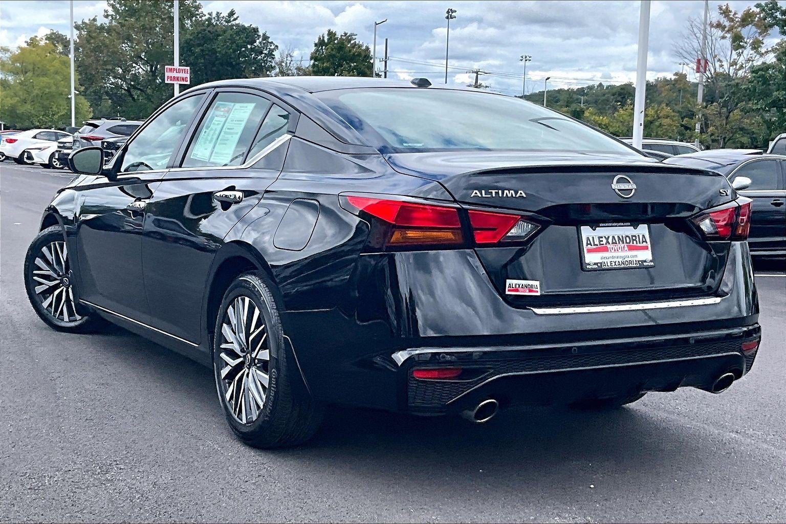 2023 Nissan Altima 2.5 SV