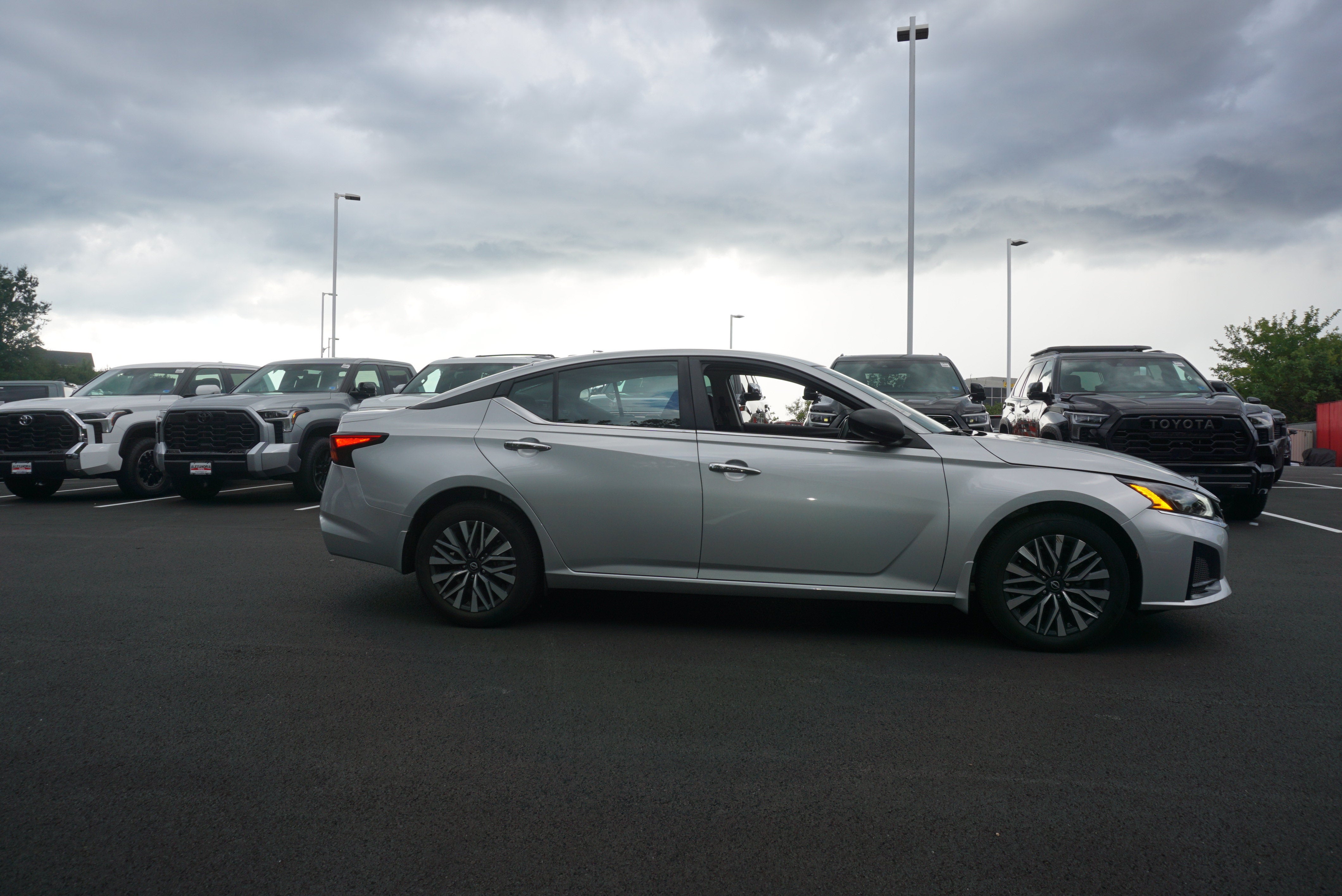2024 Nissan Altima 2.5 SV