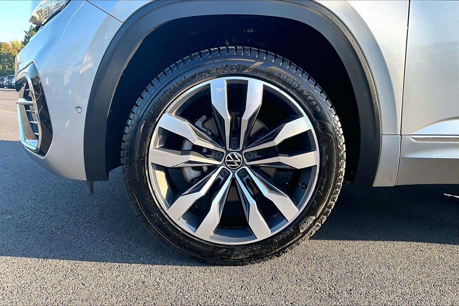 2022 Volkswagen Atlas 3.6L V6 SEL Premium R-Line