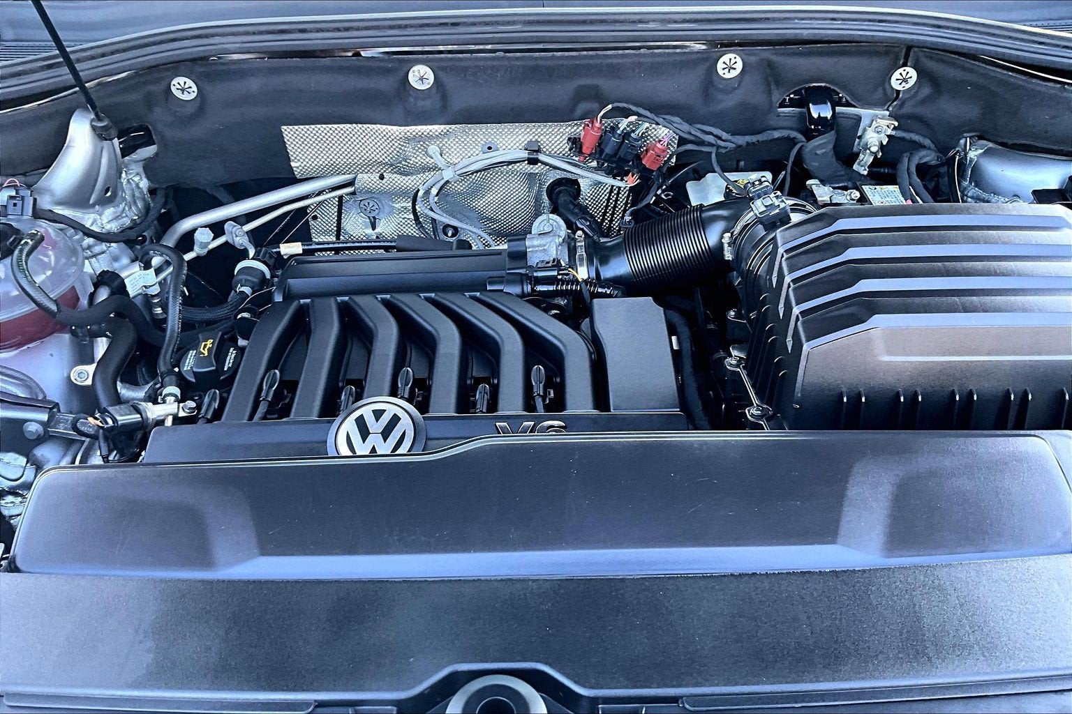 2022 Volkswagen Atlas 3.6L V6 SEL Premium R-Line