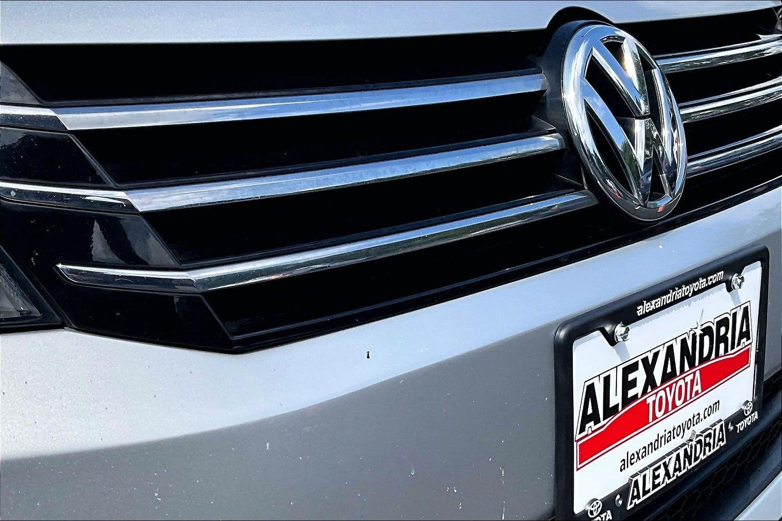2015 Volkswagen Passat 1.8T Wolfsburg Ed