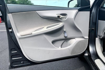 2011 Toyota Corolla LE
