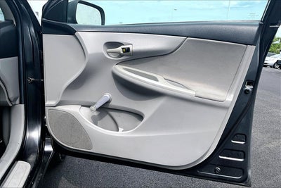 2011 Toyota Corolla LE