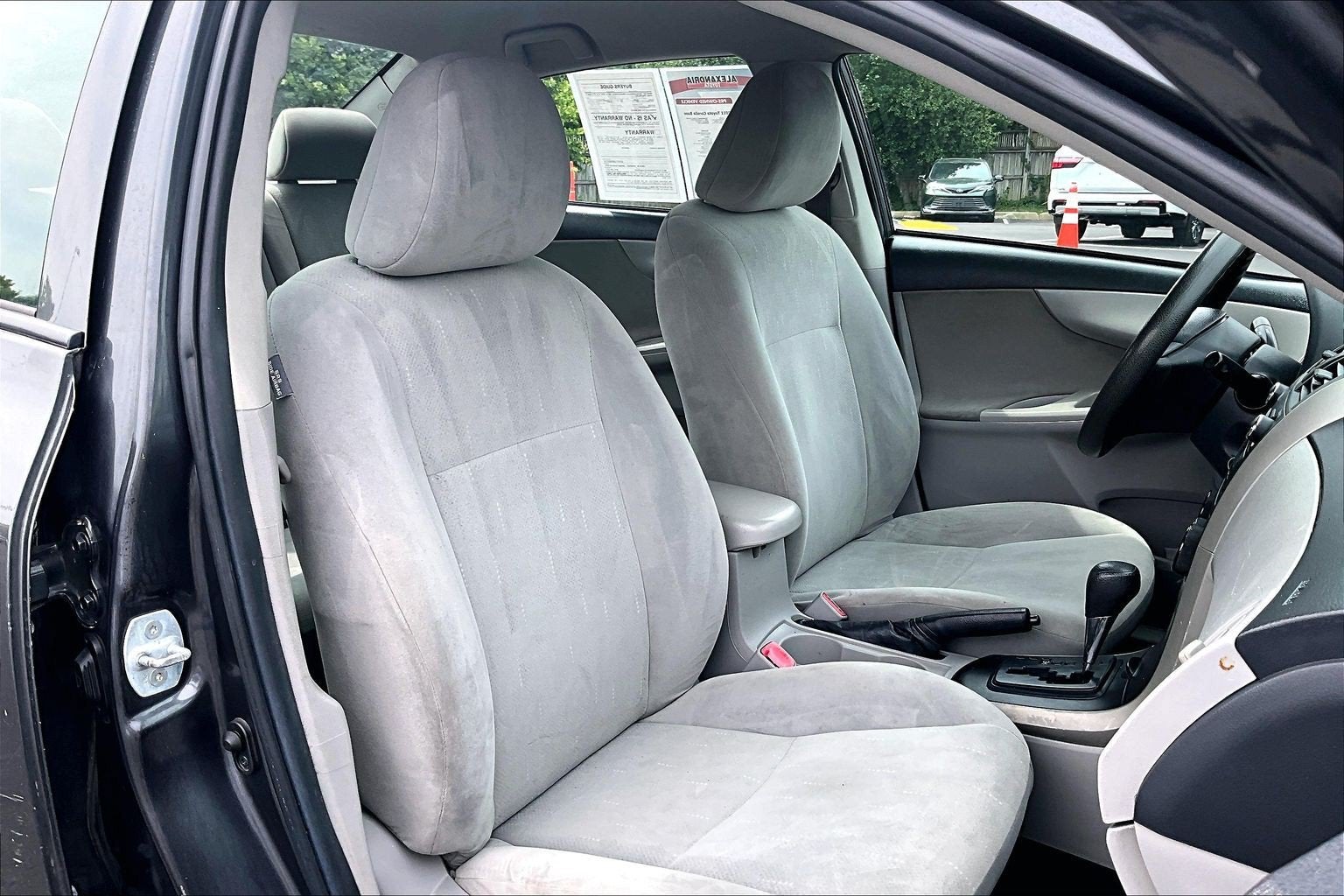 2011 Toyota Corolla LE