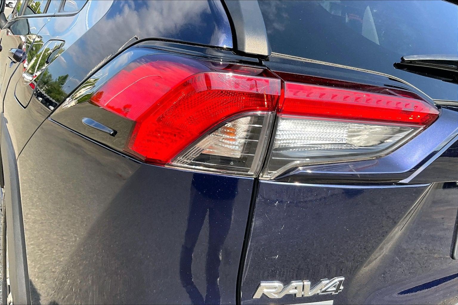 2020 Toyota RAV4 XLE Premium