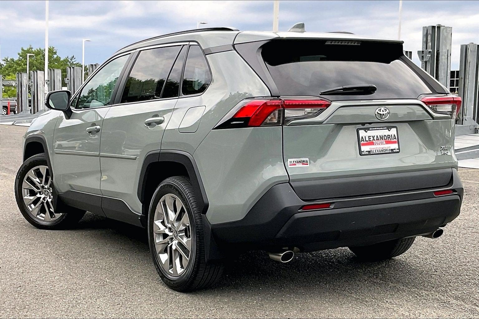 2021 Toyota RAV4 XLE Premium