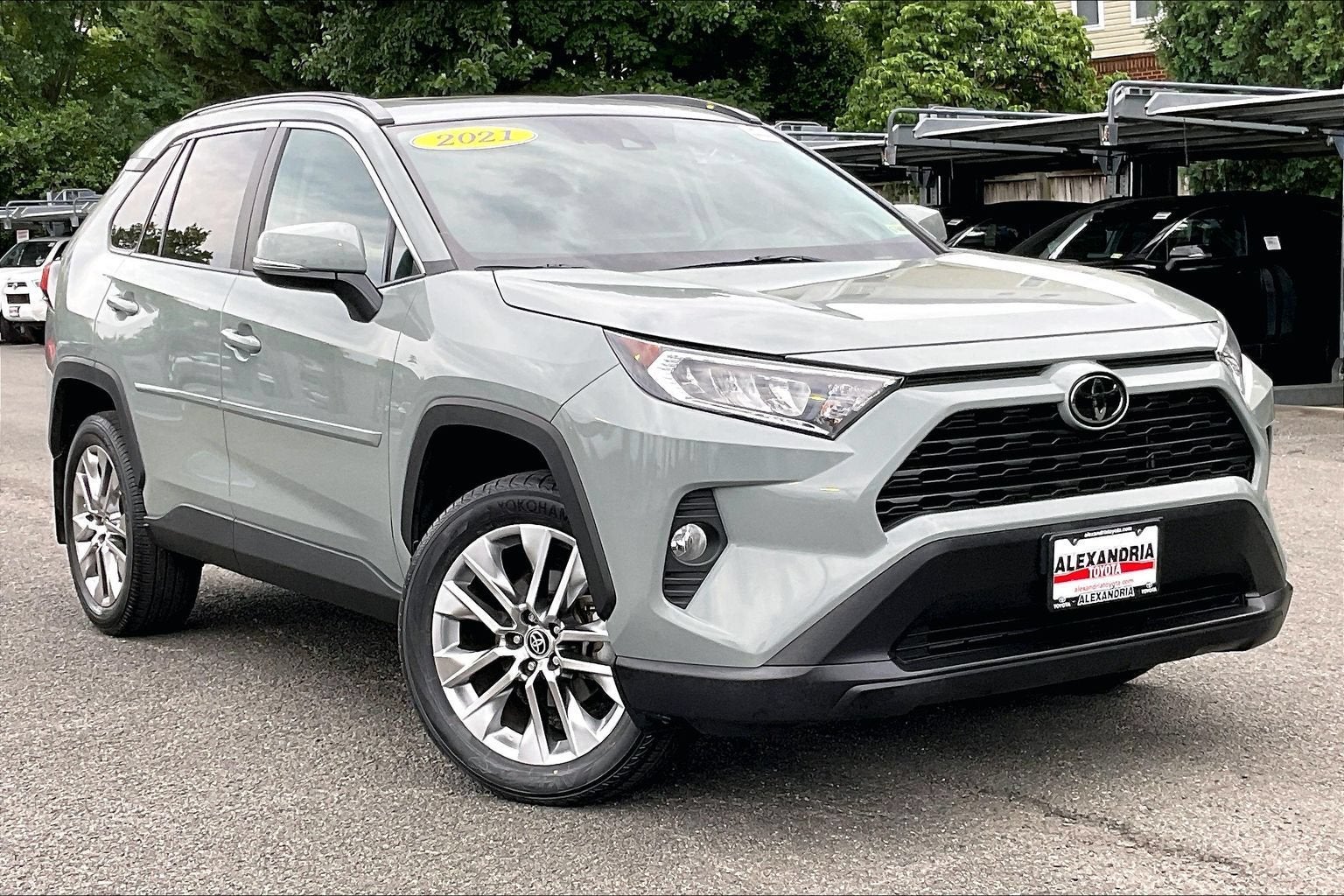 2021 Toyota RAV4 XLE Premium