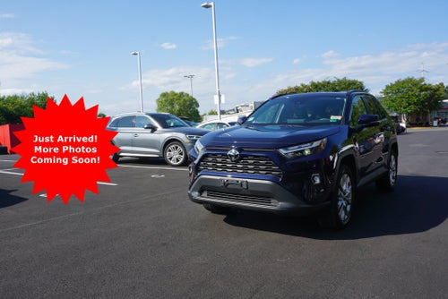 2025 Toyota RAV4 XLE Premium