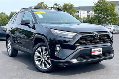 2022 Toyota RAV4 XLE Premium