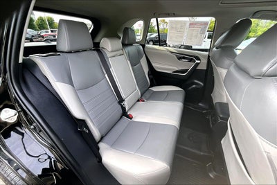 2022 Toyota RAV4 XLE Premium