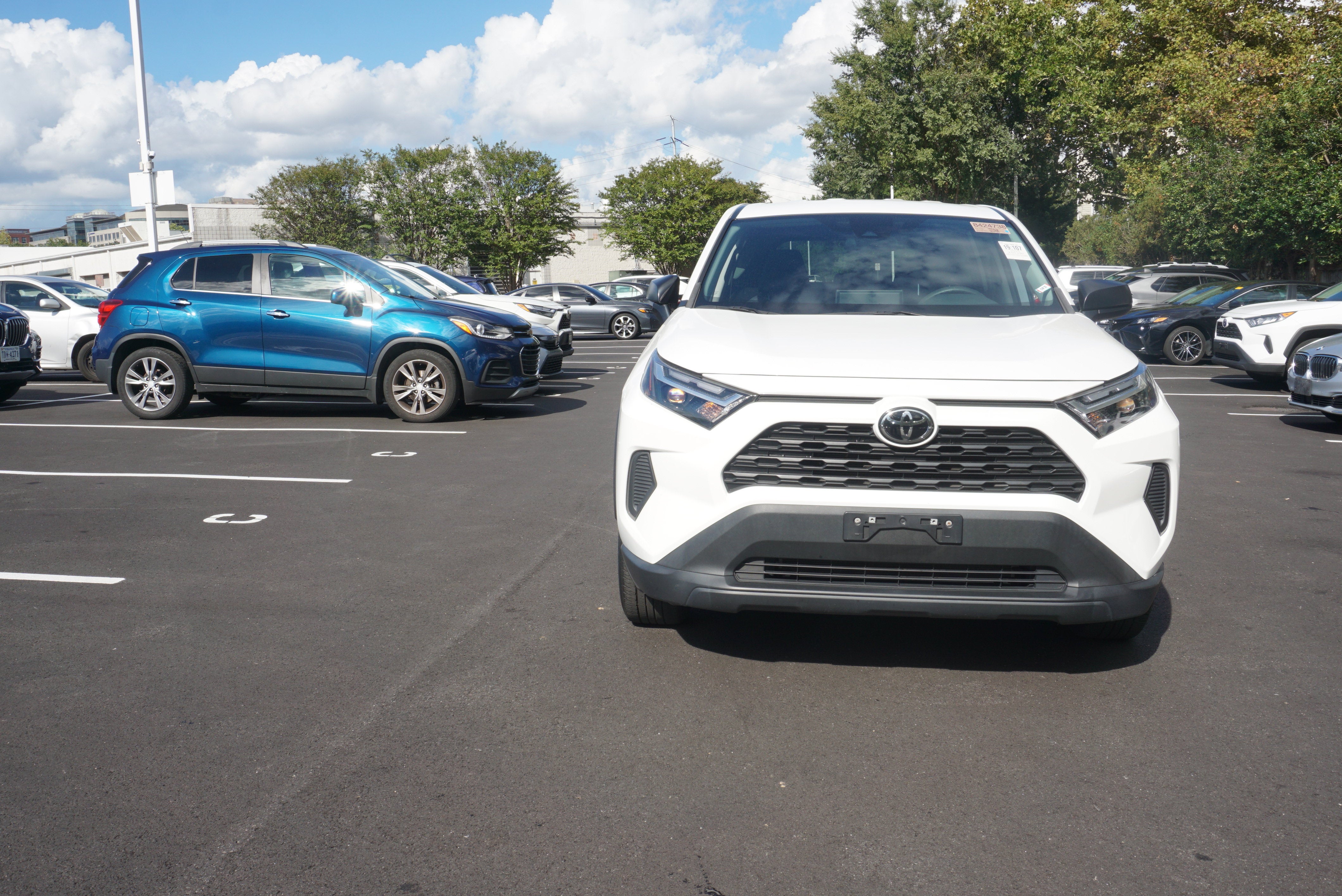 2023 Toyota RAV4 LE