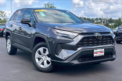 2023 Toyota RAV4 LE