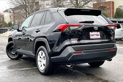2019 Toyota RAV4 LE