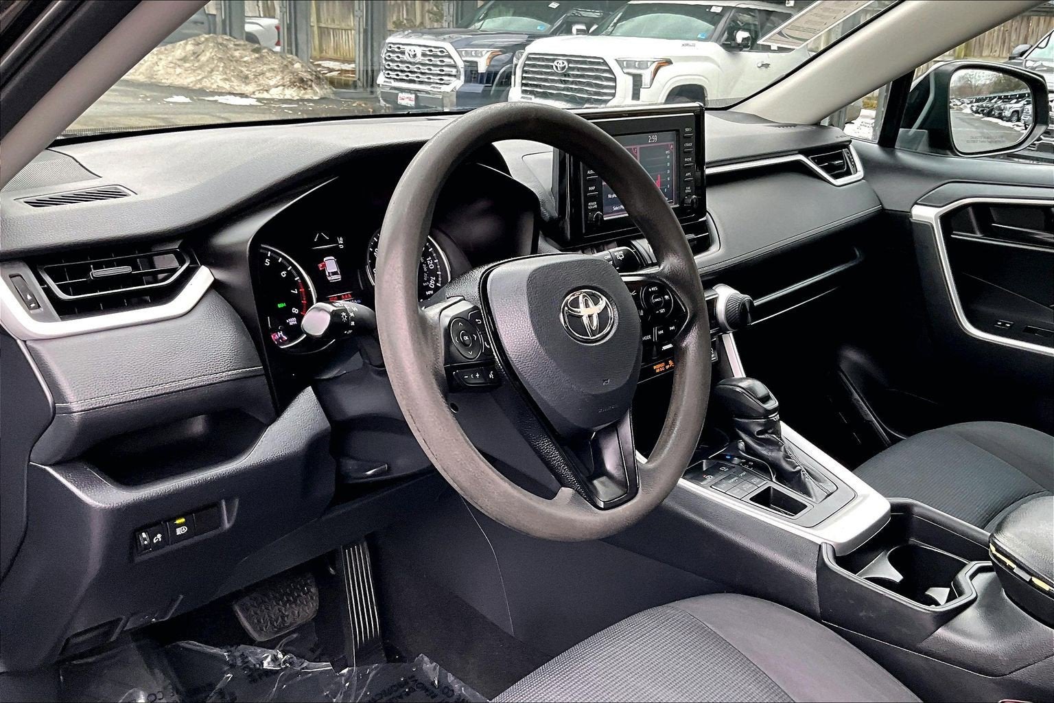 2019 Toyota RAV4 LE