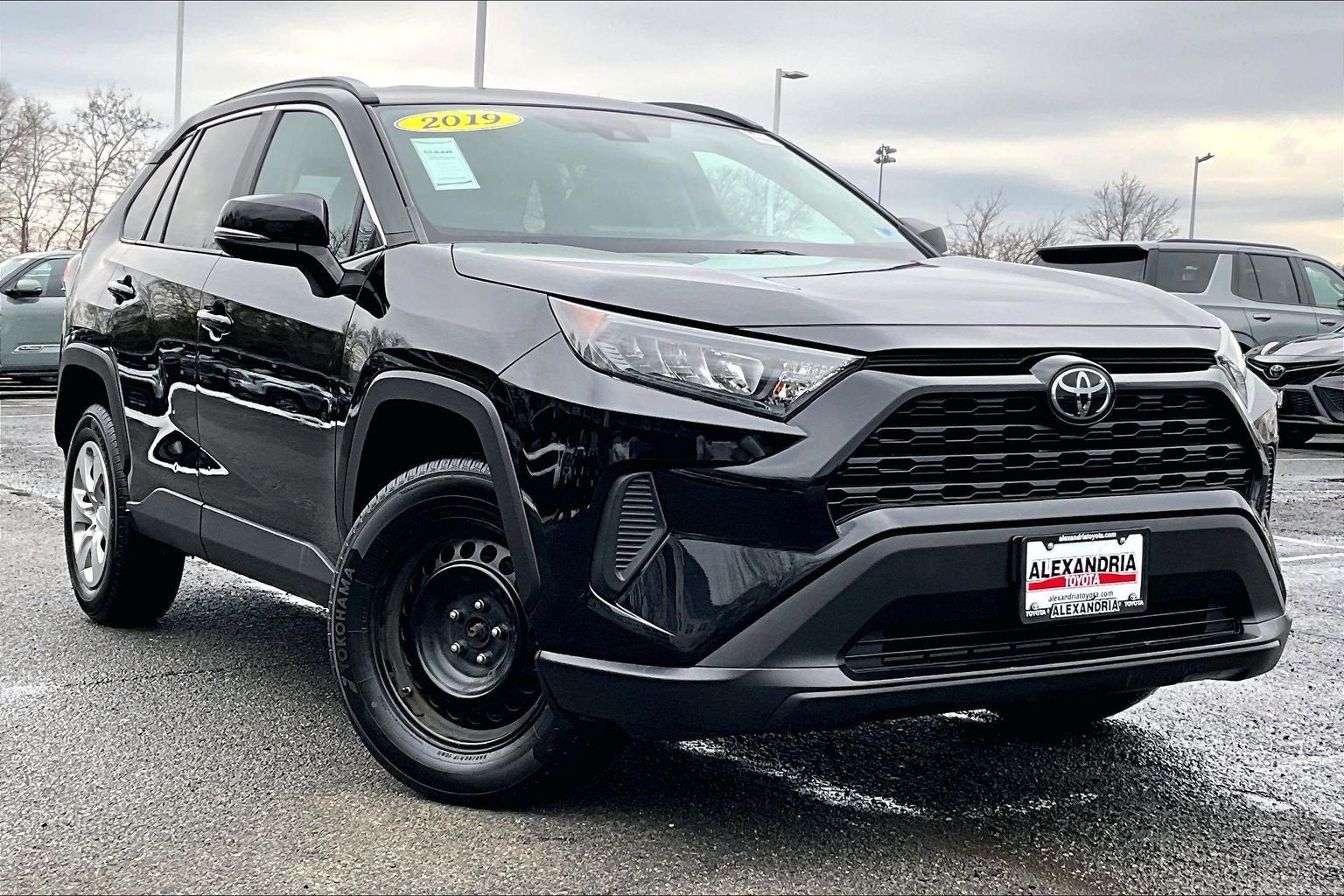 2019 Toyota RAV4 LE