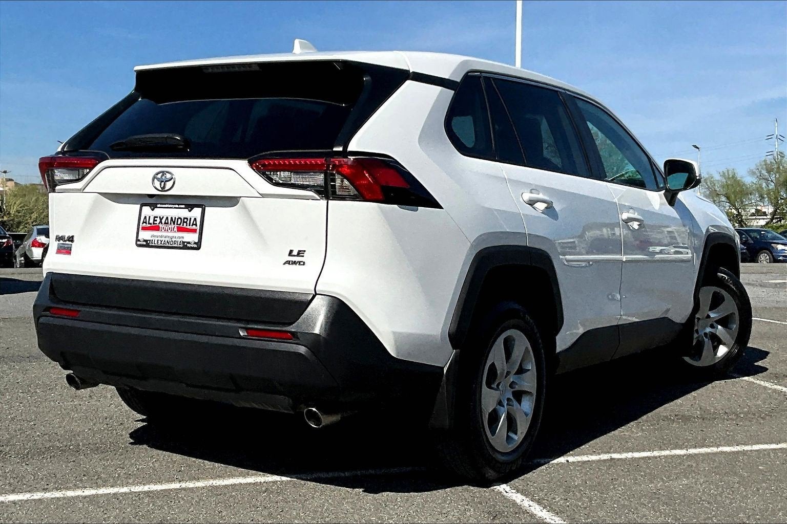 2023 Toyota RAV4 LE