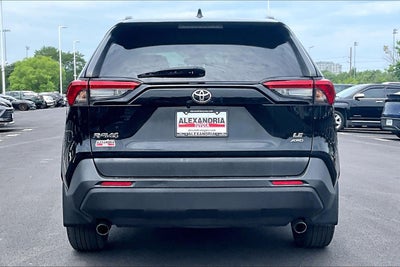 2021 Toyota RAV4 LE