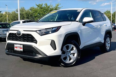 2025 Toyota RAV4 LE