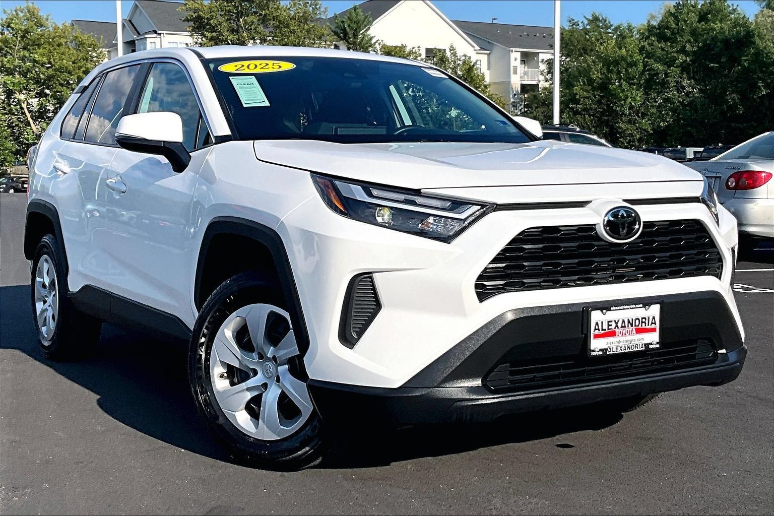 2025 Toyota RAV4 LE