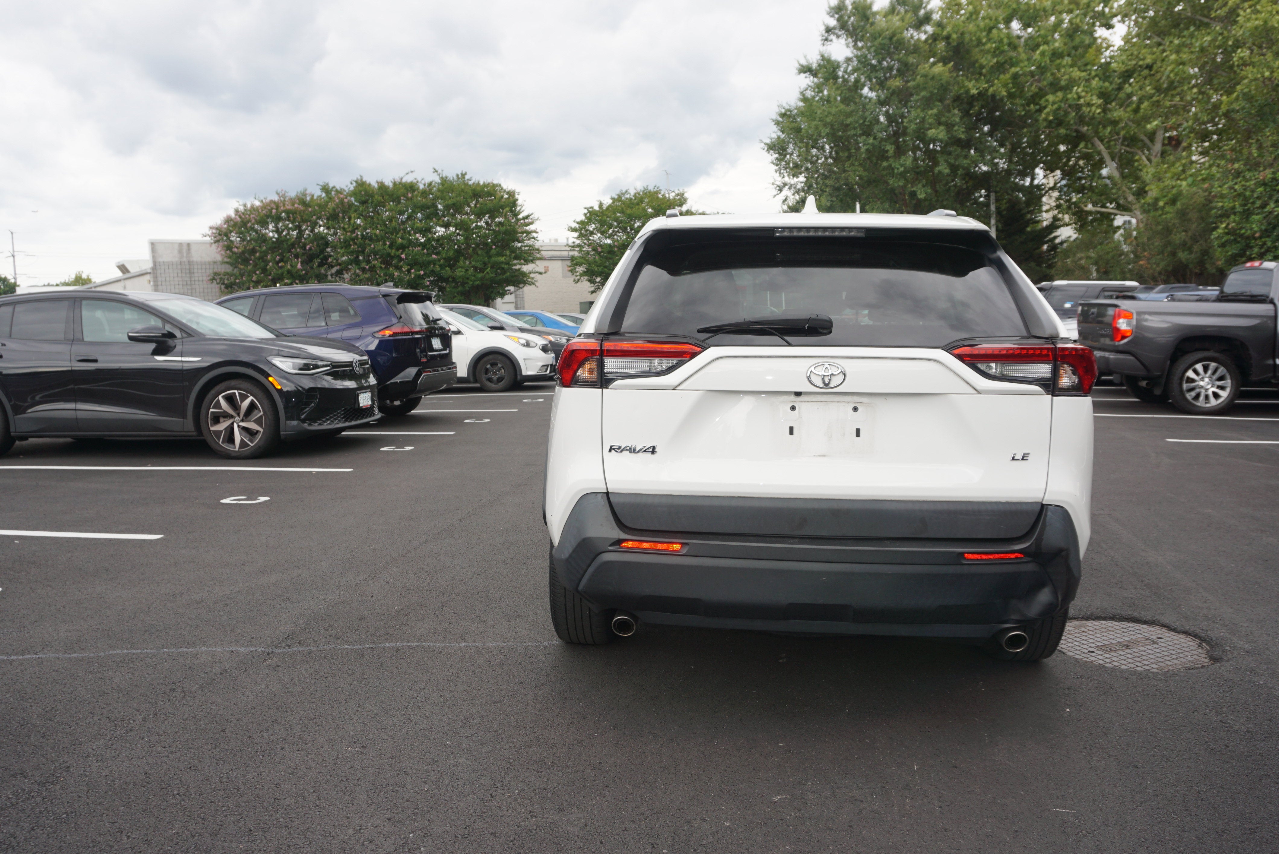 2021 Toyota RAV4 LE