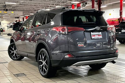 2017 Toyota RAV4 SE