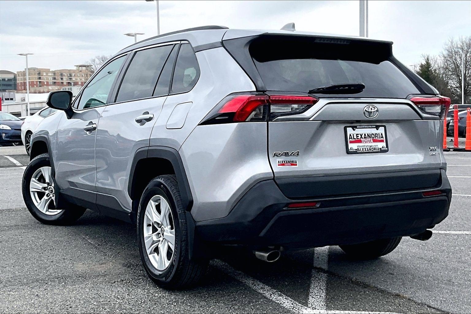 2020 Toyota RAV4 XLE
