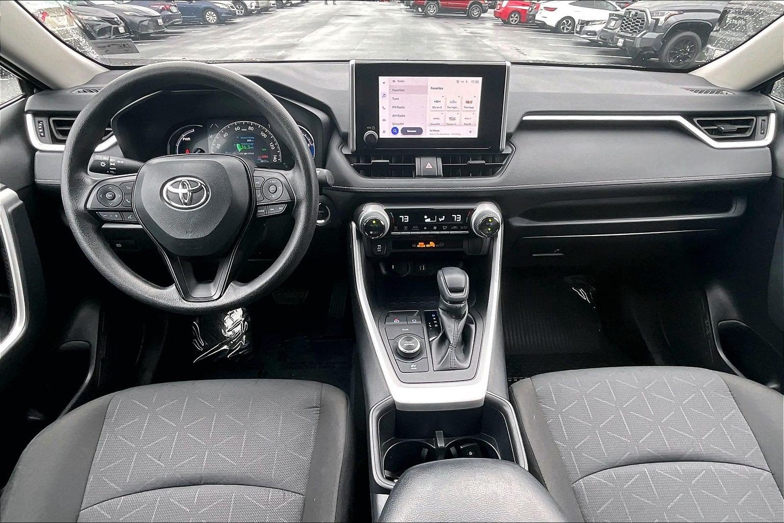 2025 Toyota RAV4 Hybrid XLE