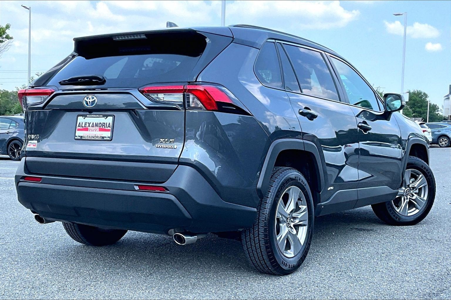 2024 Toyota RAV4 Hybrid XLE