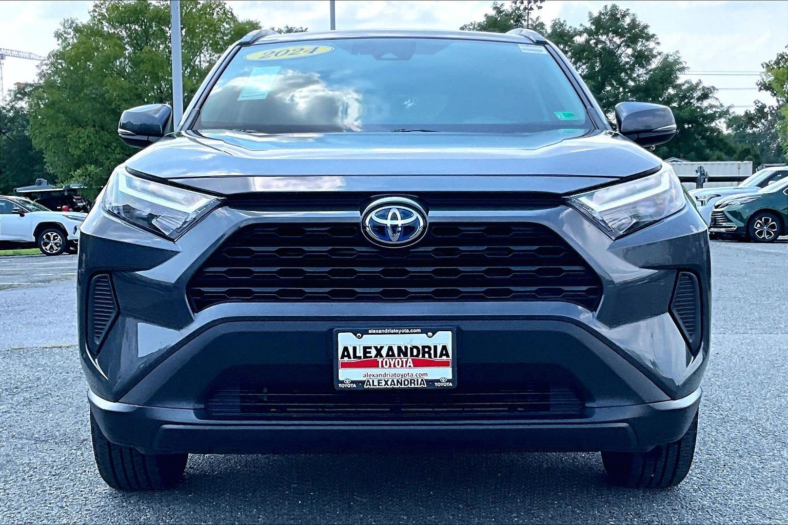 2024 Toyota RAV4 Hybrid XLE