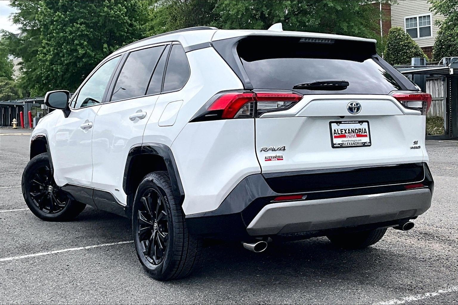 2024 Toyota RAV4 Hybrid SE