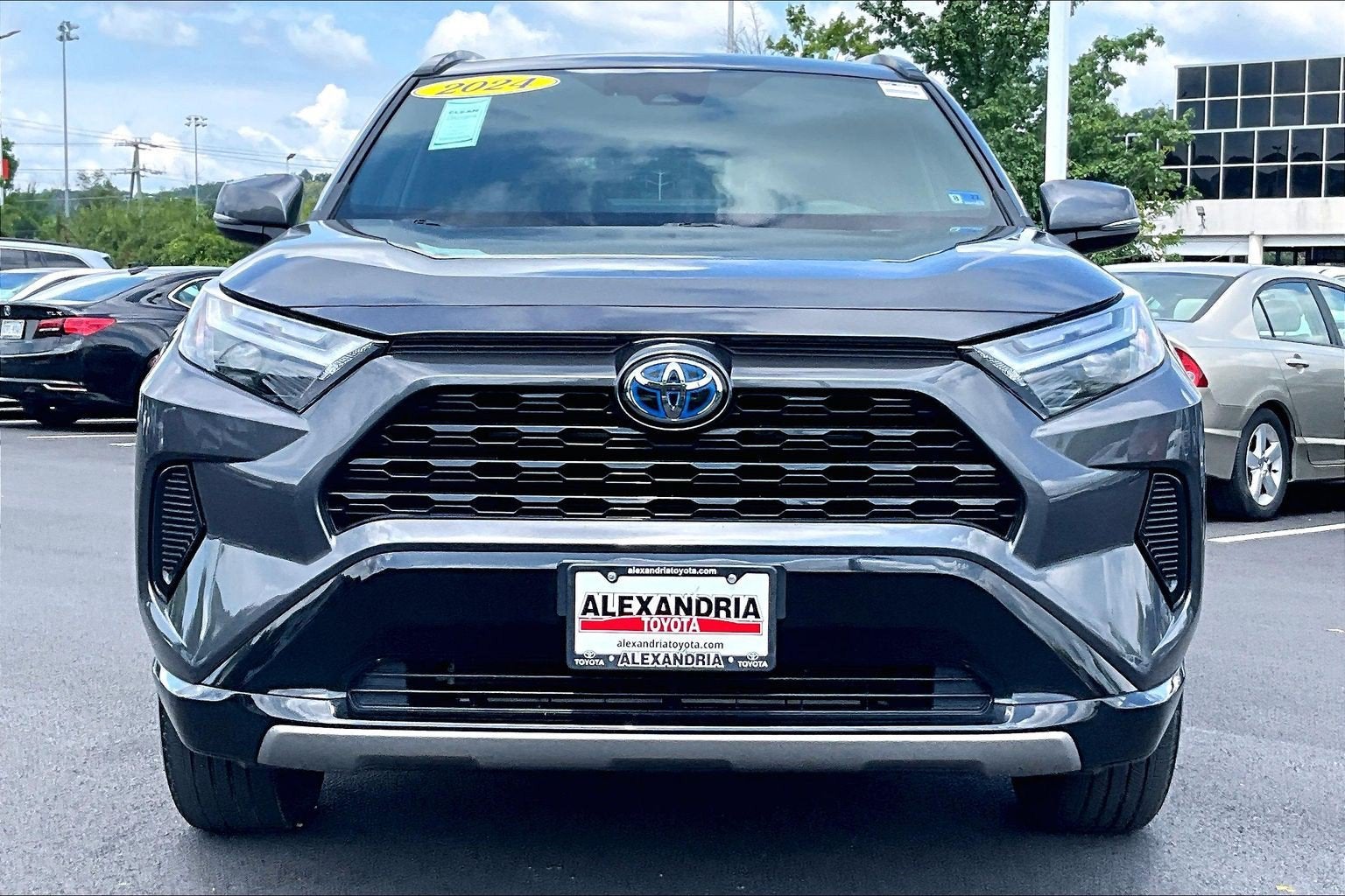 2024 Toyota RAV4 Hybrid SE
