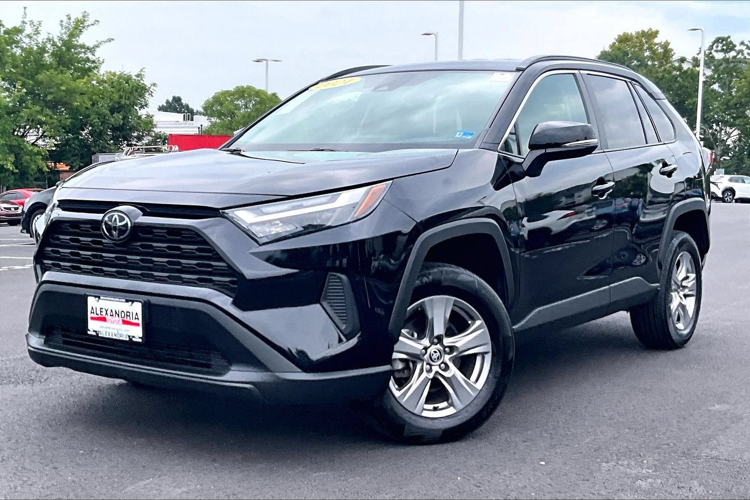 2024 Toyota RAV4 XLE