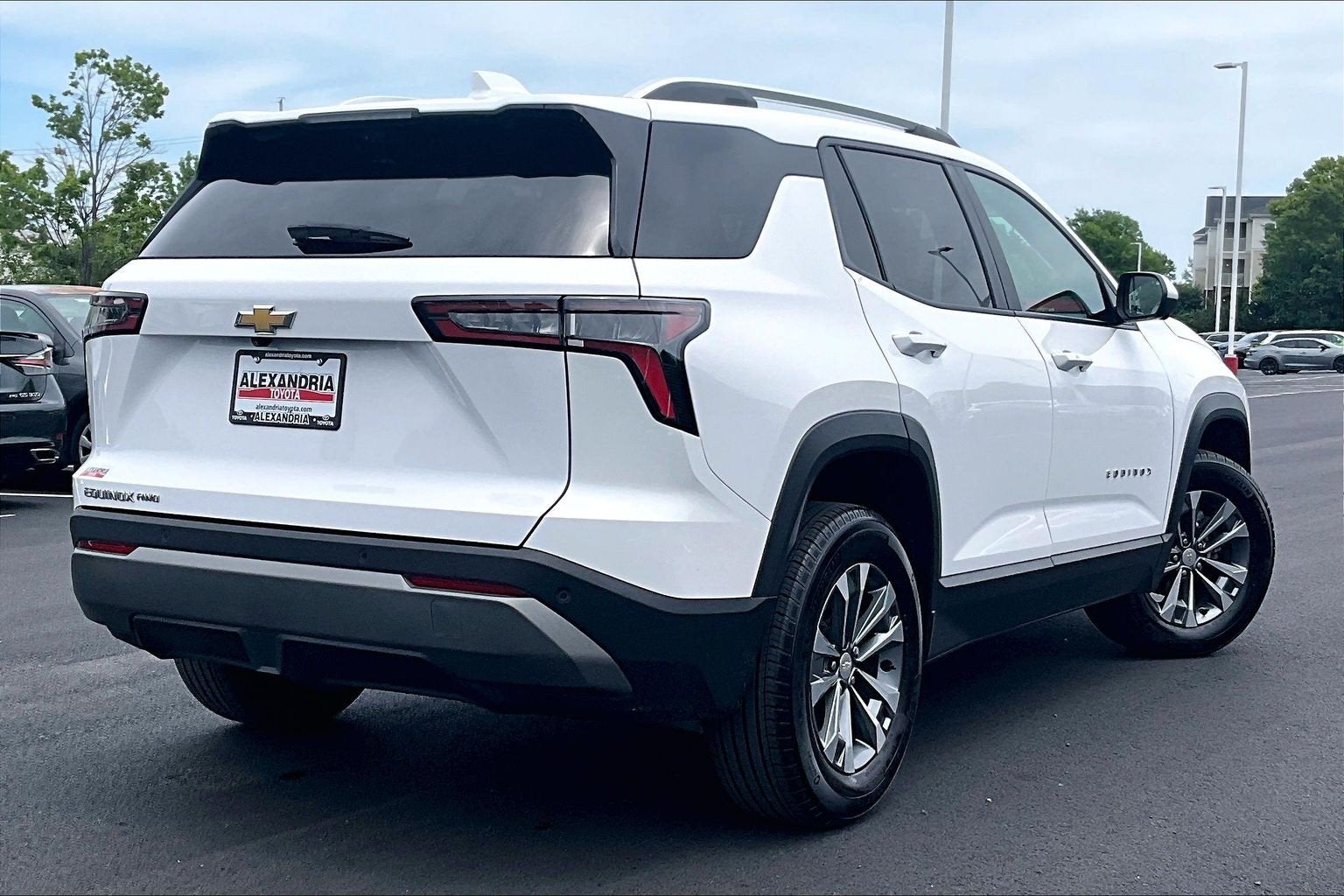 2025 Chevrolet Equinox AWD LT