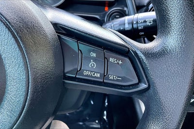 2020 Toyota Yaris Hatchback LE