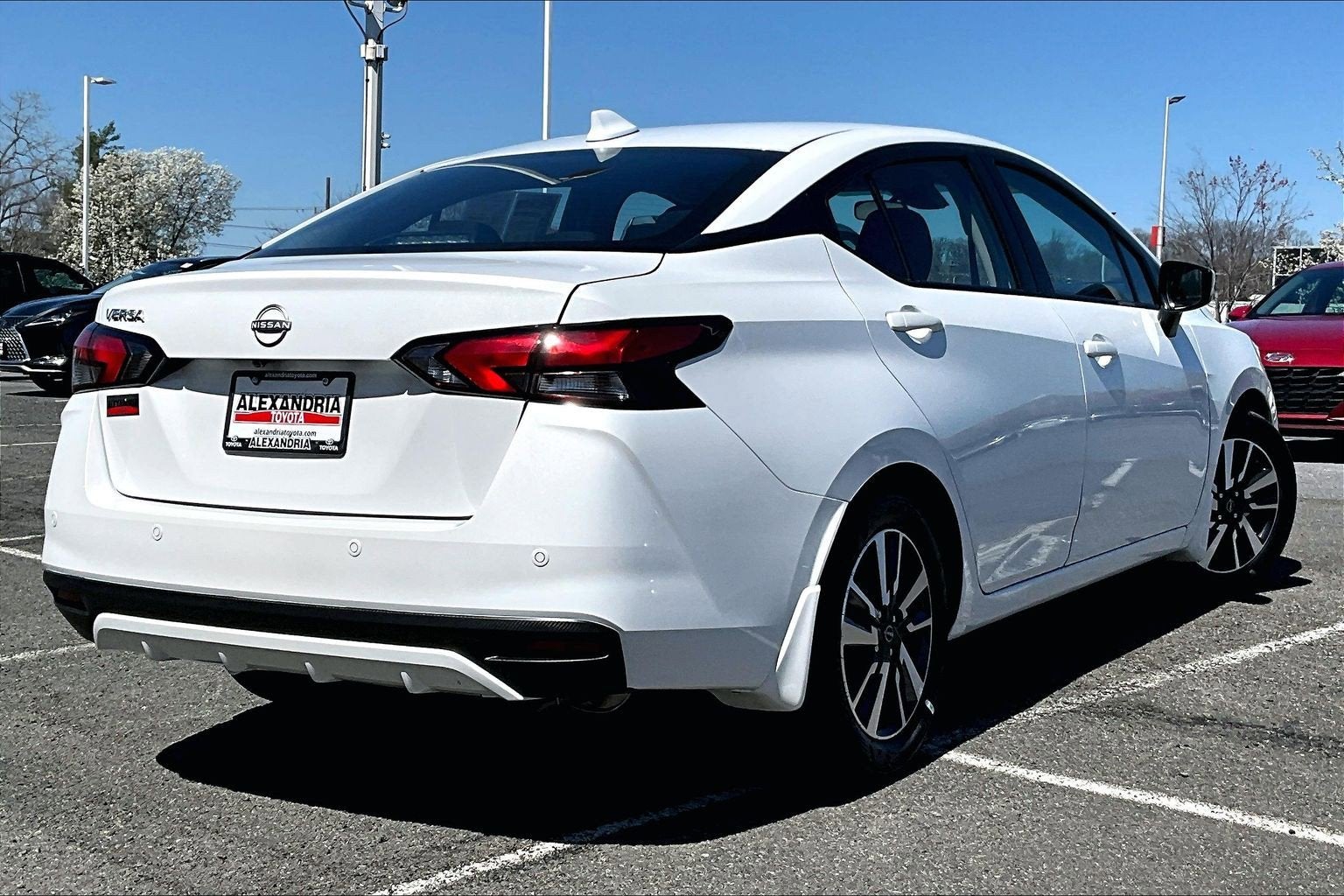 2025 Nissan Versa SV