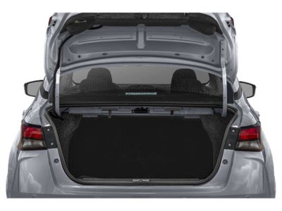 2023 Nissan Versa SR