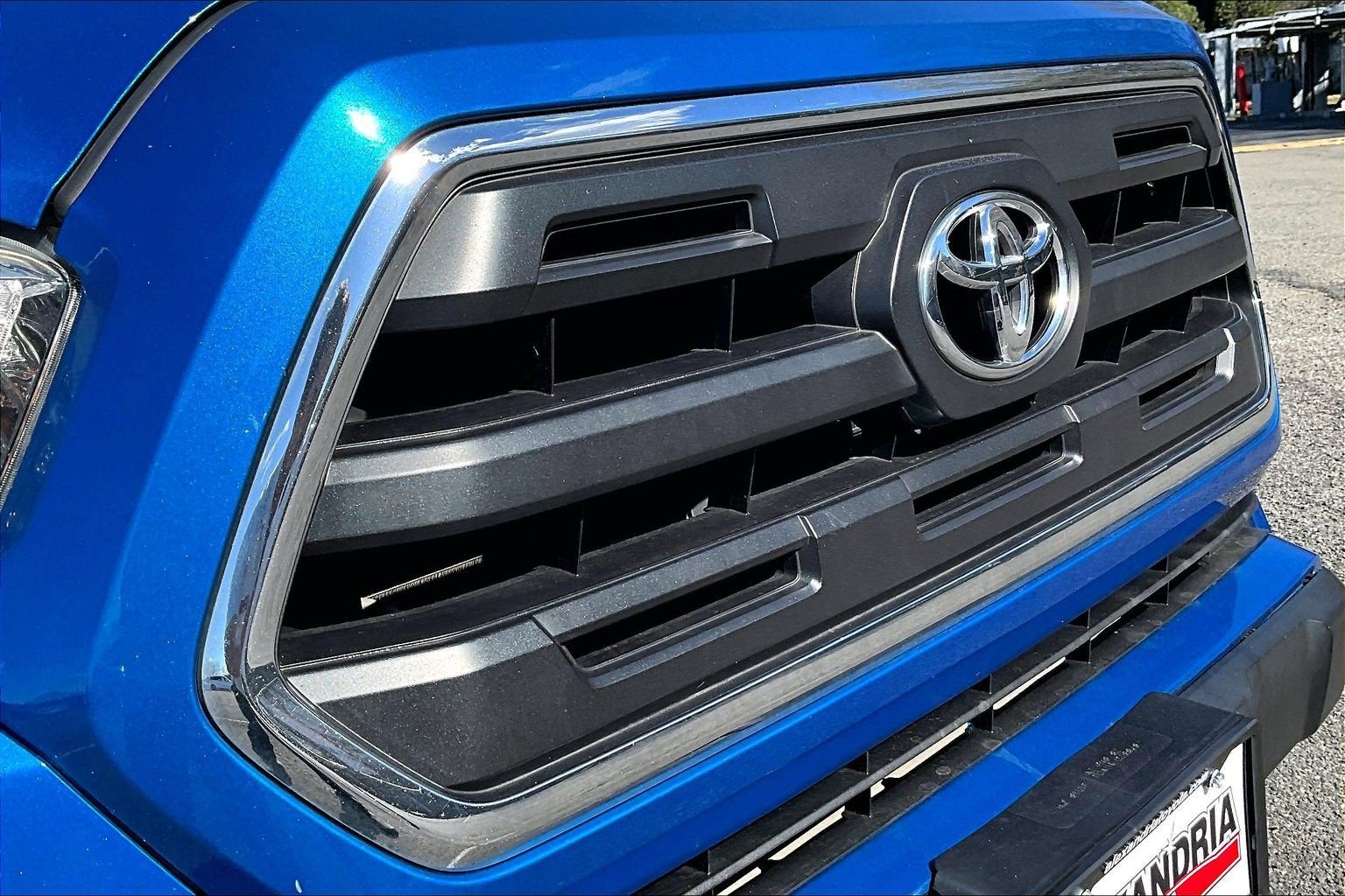 2017 Toyota Tacoma SR5