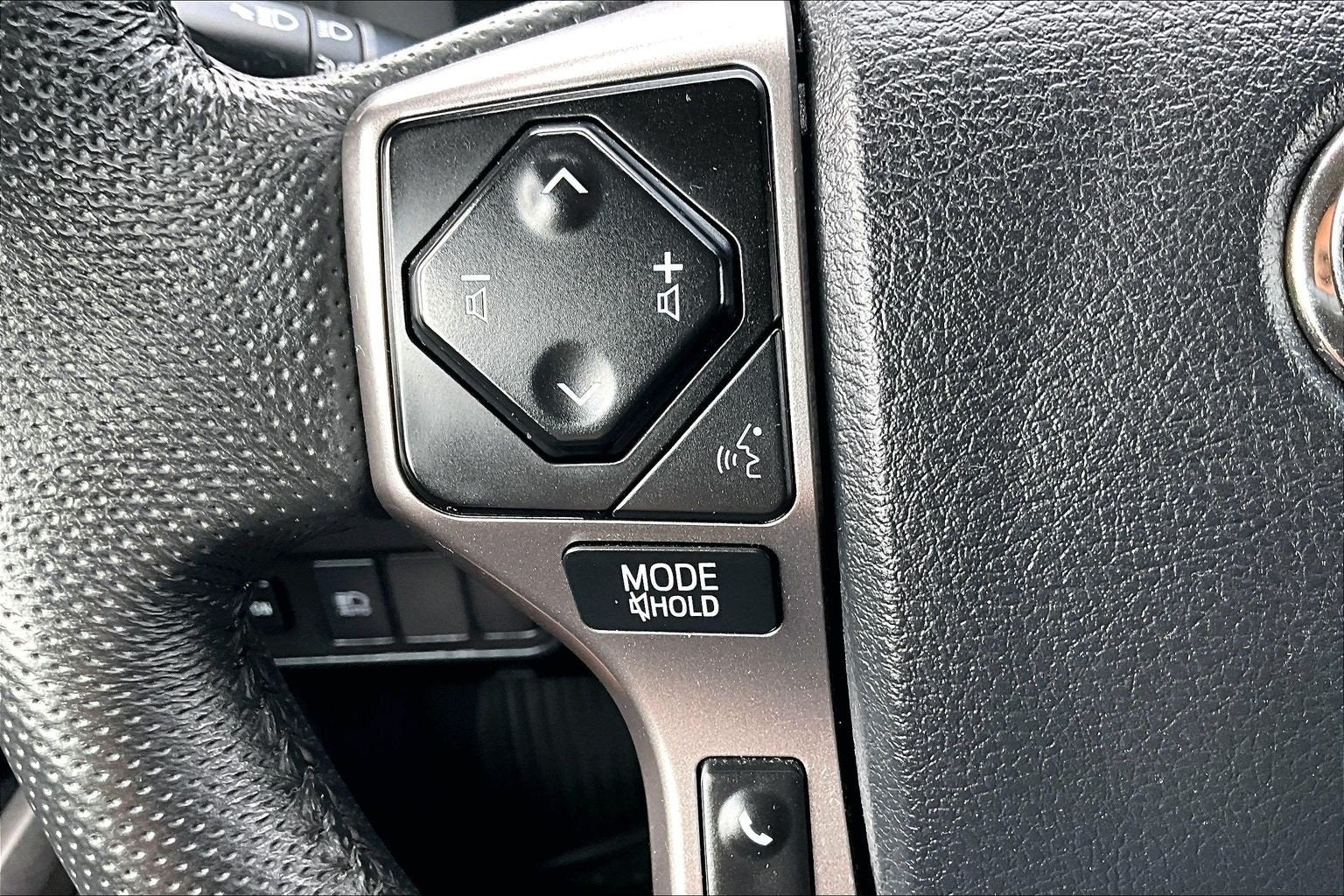 2023 Toyota Tacoma 4WD SR5
